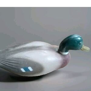 D-9 VICTOR DUCK DECOY  Majestic Decoys Animal Trap Company of America VTG